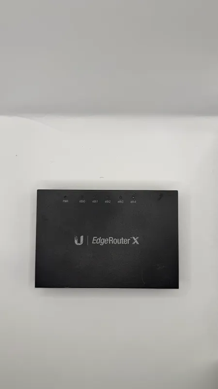 Ubiquiti EdgeRouter X (ER-X) 5-Port Gigabit Router — photo 4