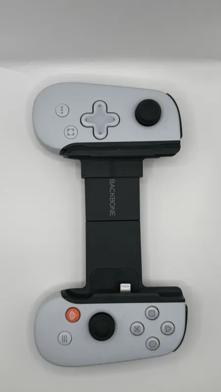 Backbone One PlayStation Edition Mobile Gaming Controller for iPhone (Lightning) — photo 2