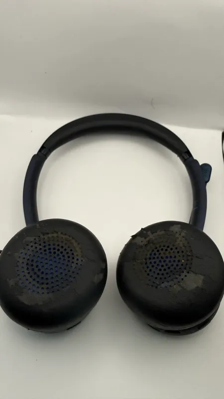 Anker Wireless On-Ear Headset with Boom Mic and Hard Case — photo 1